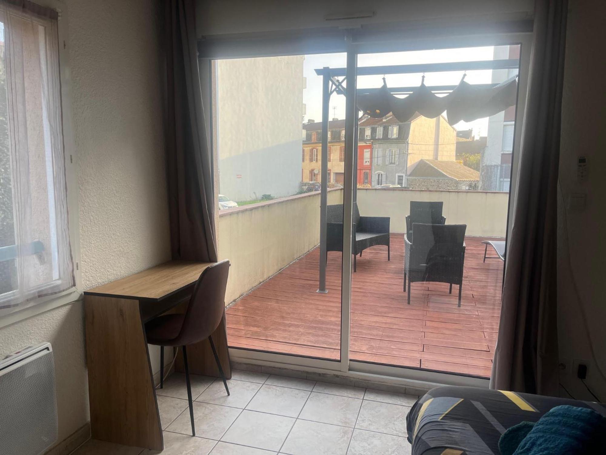 Studio Climatise Et Grande Terrasse Tarbes Centre Экстерьер фото